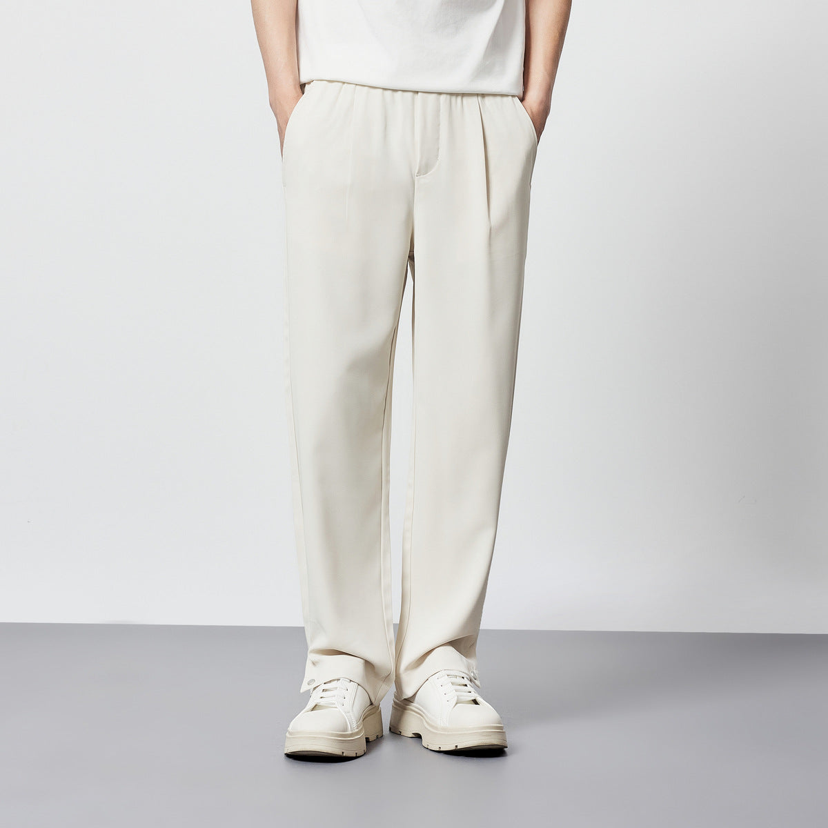 Men's Wide Leg Pleated Pants