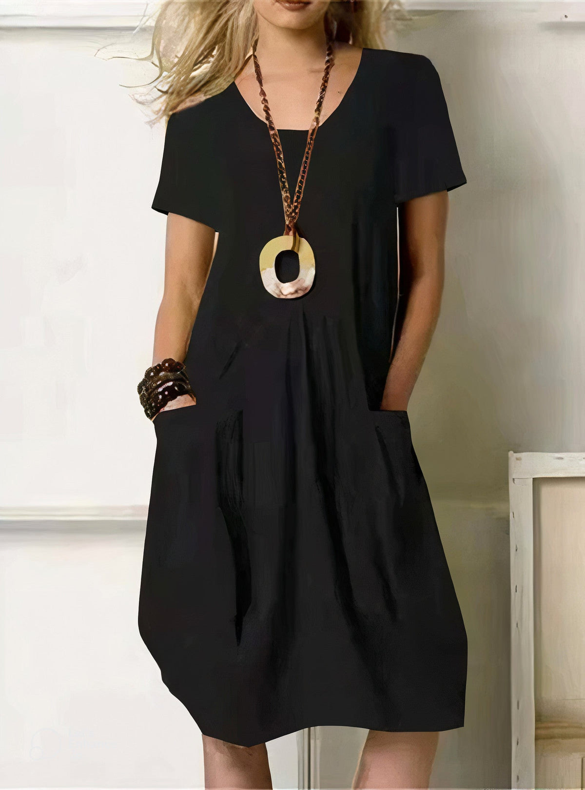 Women's Relaxed Fit Short Sleeve Dress