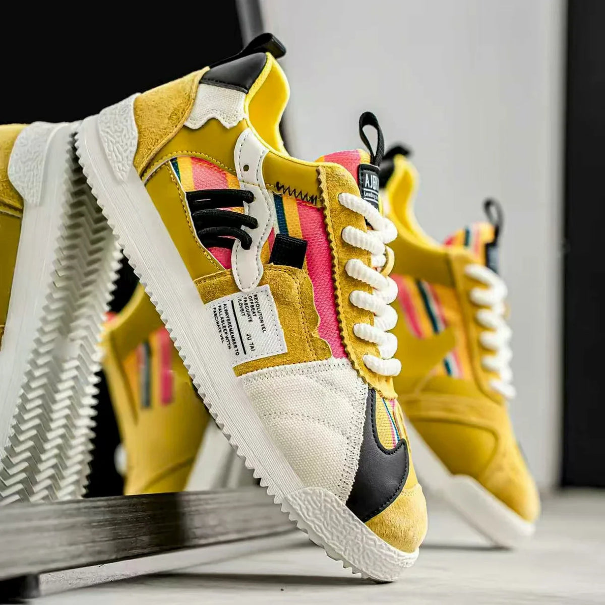 Novaro Men's Utility Sneakers