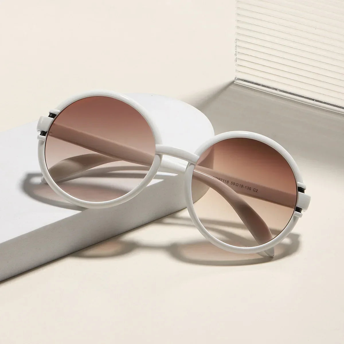 Round Prima Sunglasses