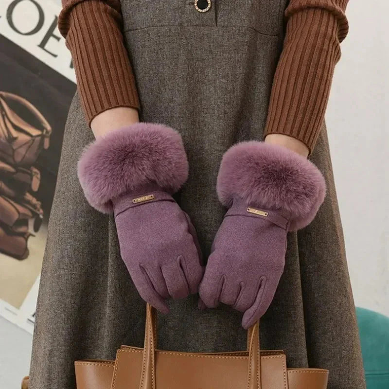 Women's Fur Trim Wrist Length Gloves Elegant Winter Style
