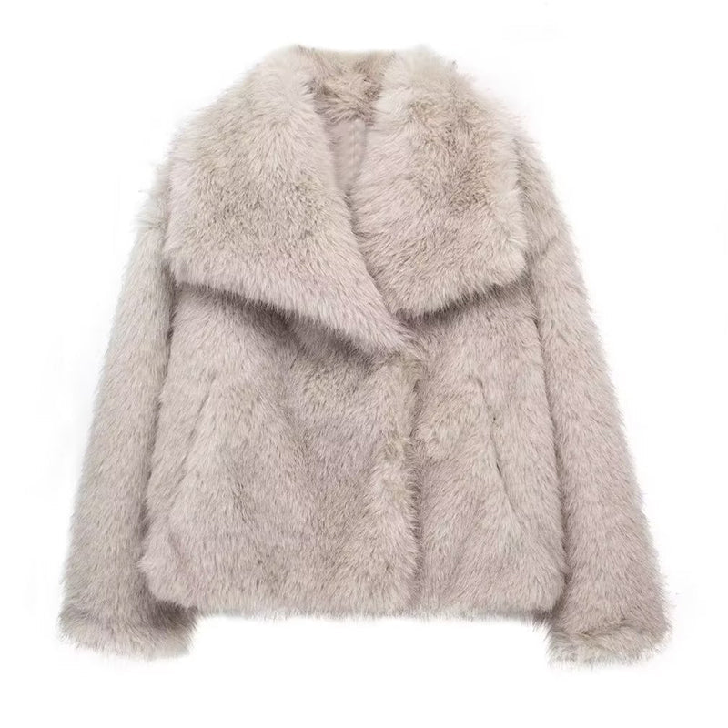 Isla Women's Faux Fur Coat Relaxed Fit Hip Length