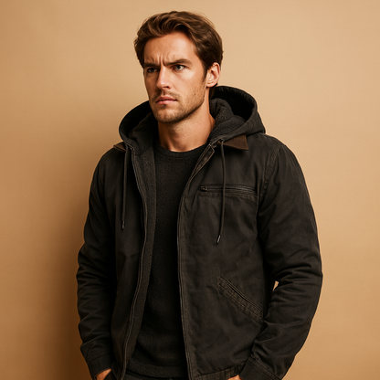 Men’s classic hooded zip-up sweatshirt with soft inner lining and relaxed fit, suitable for everyday wear during autumn, winter, and early spring.