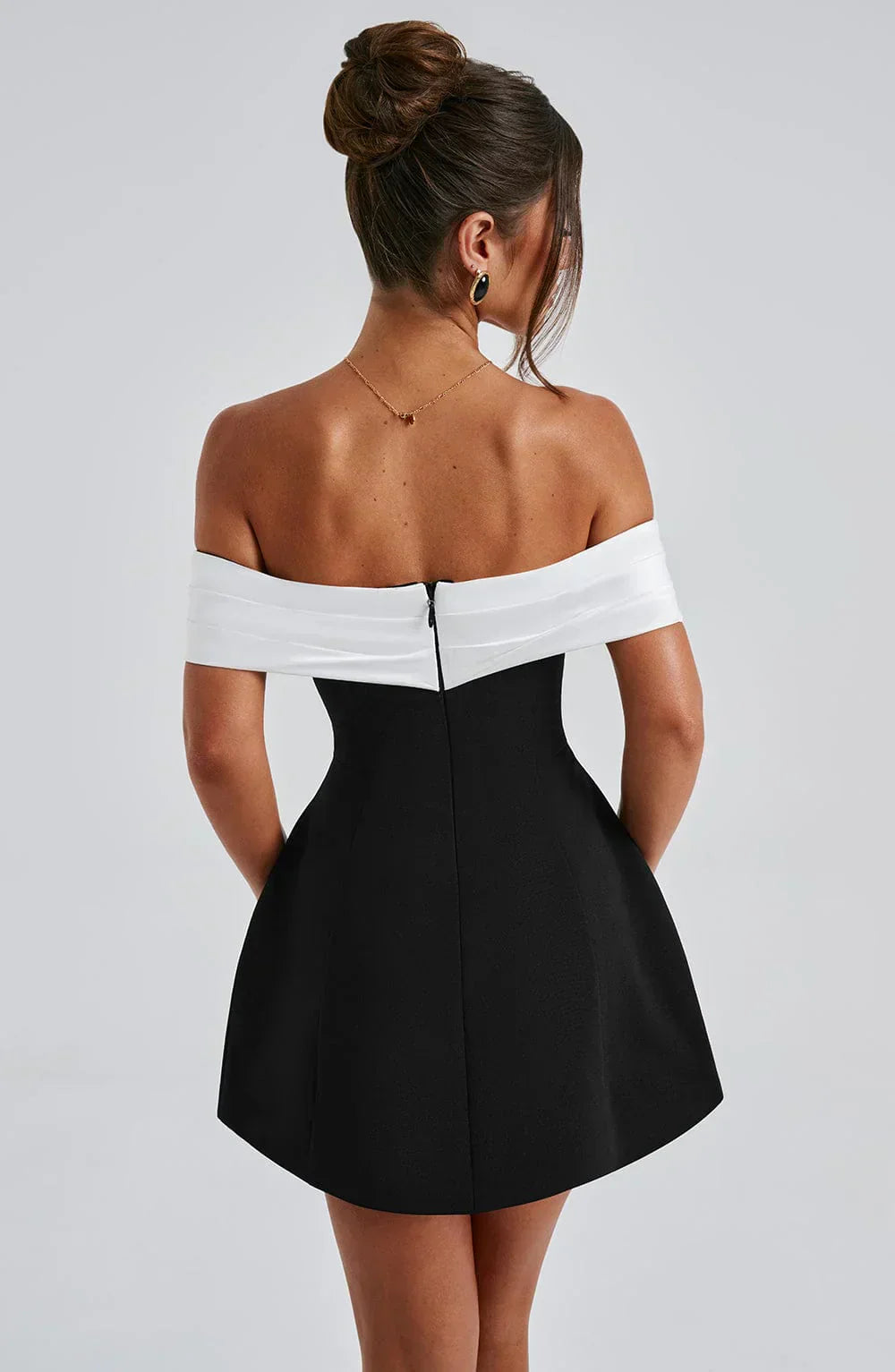 Women's Elegant Mini Dress Modern Bow Detail