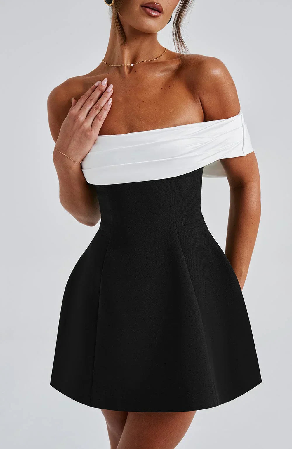 Women's Elegant Mini Dress Modern Bow Detail