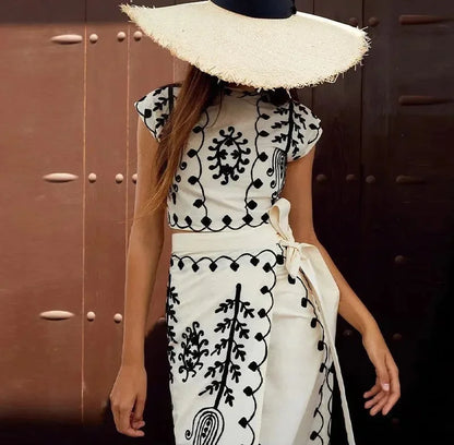 Women's Embroidered Sleeveless Jumpsuit Flowing Skirt