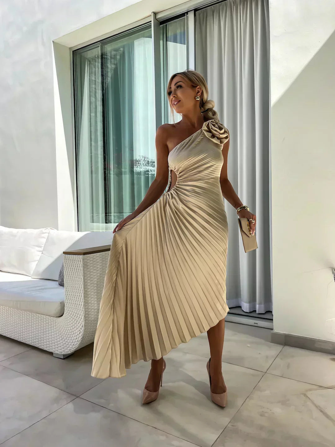 Women's Pleated Shoulder Dress